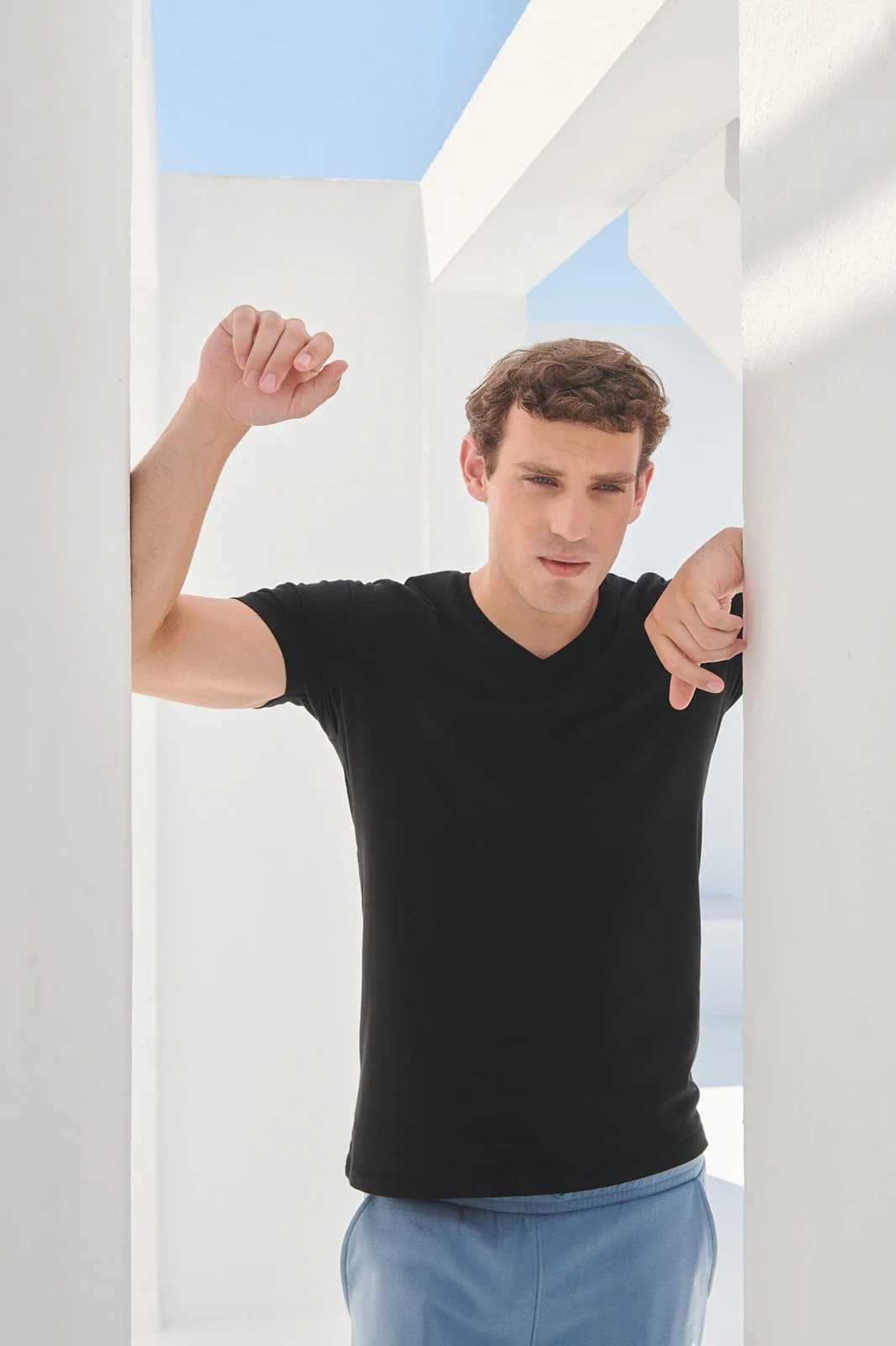 Men's Stretch Feel Good V-Neck T-Shirt