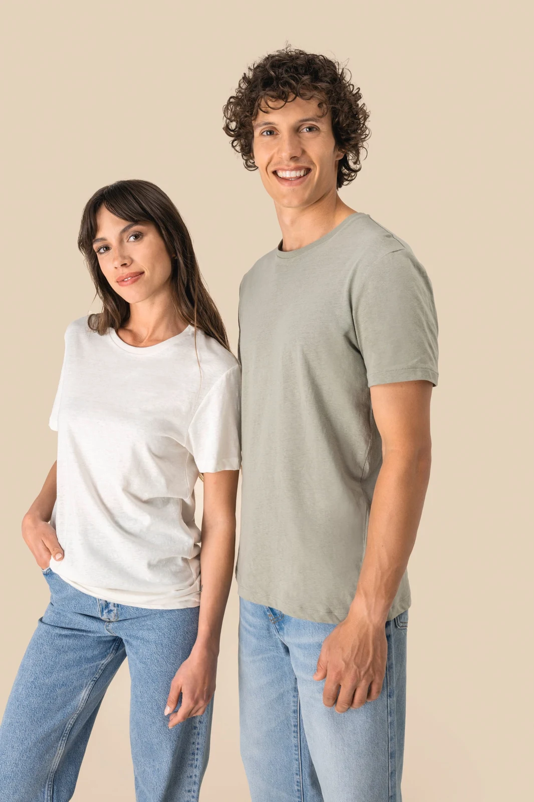Umweltfreundliches Unisex-T-Shirt aus Biobaumwolle und Leinen