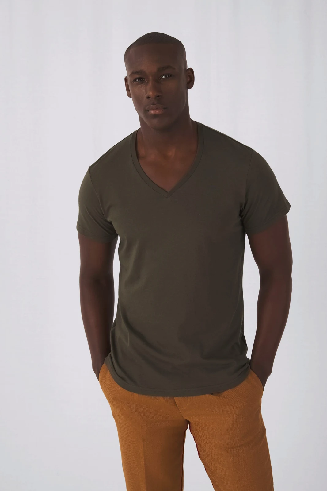 Organic Cotton Inspire V-neck T-shirt